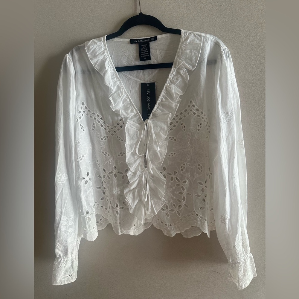 Liv Los Angeles White Eyelet Ruffle Tie-Front Blouse Size XL NWT